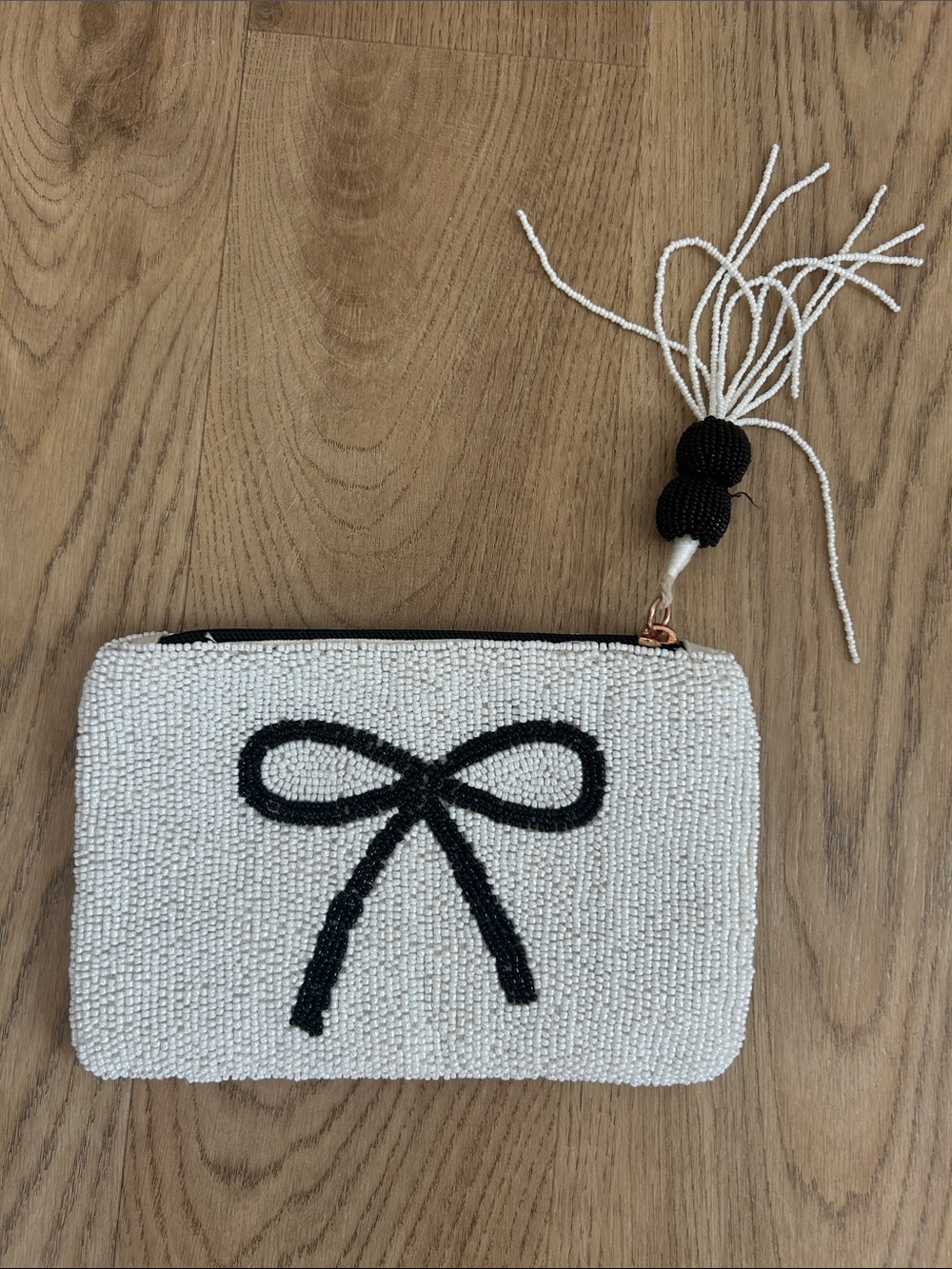 Wandering Moon Beaded Bows Bow Travel Pouch NWOT